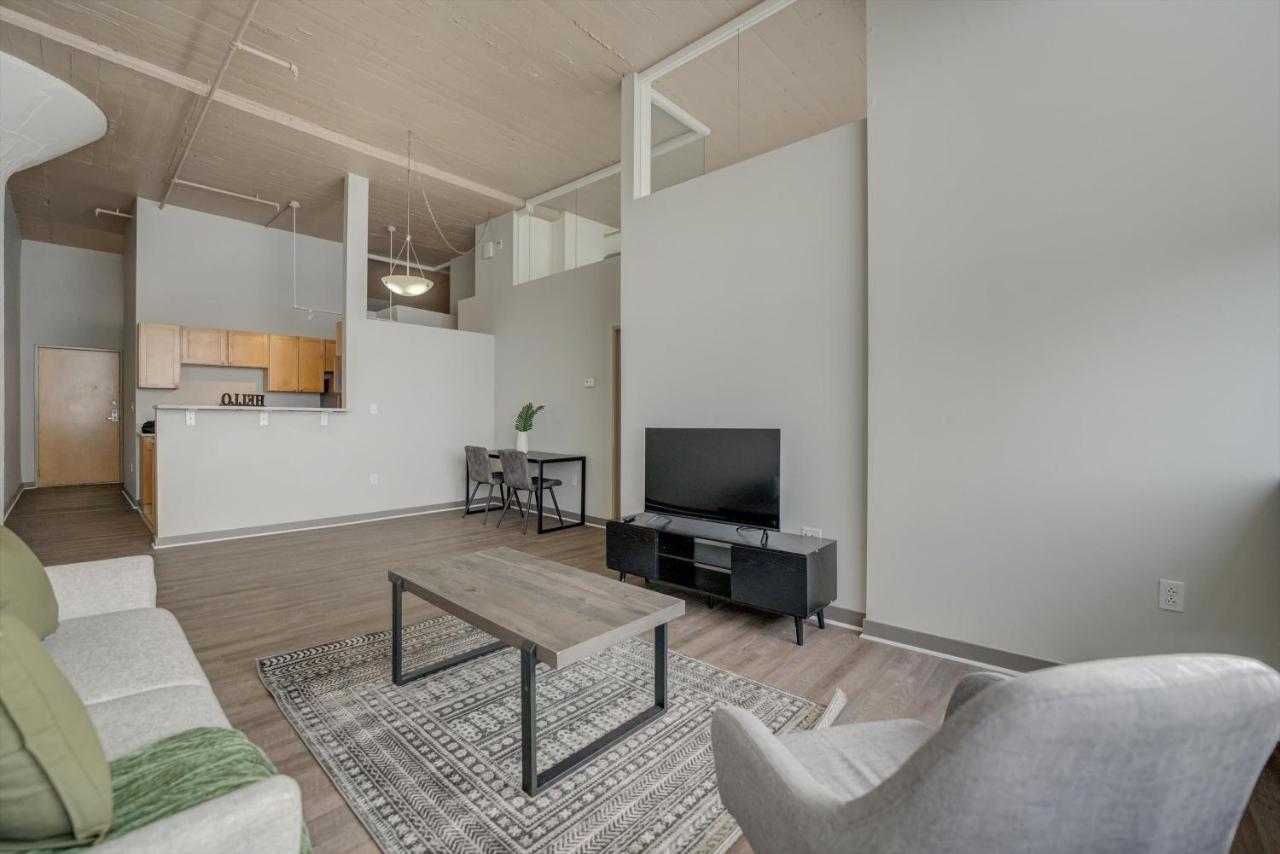 Frontdesk Waterfront Apts Downtown Cleveland Lejlighed Værelse billede